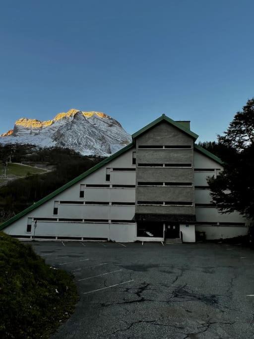 Appartement 6 Personnes Aux Pieds Des Pistes Gourette Bagian luar foto