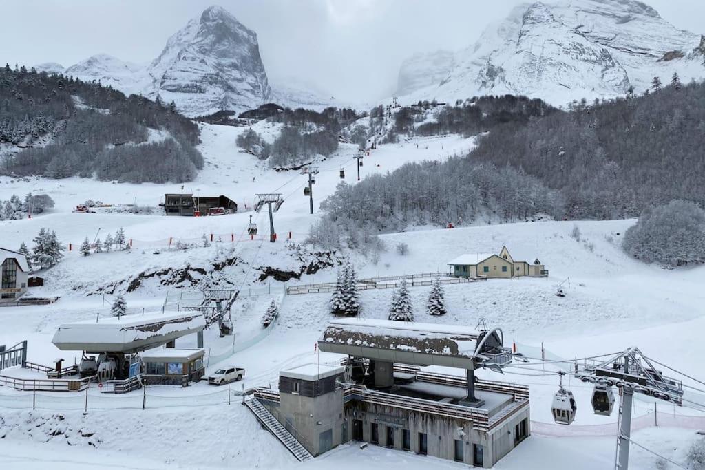Appartement 6 Personnes Aux Pieds Des Pistes Gourette Bagian luar foto